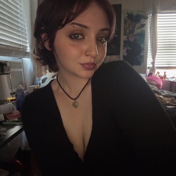 Meet your Posher, Brinley - Picture 1 of 6